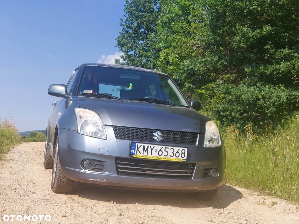 Suzuki Swift 1.3 GS / Premium 4WD - 1