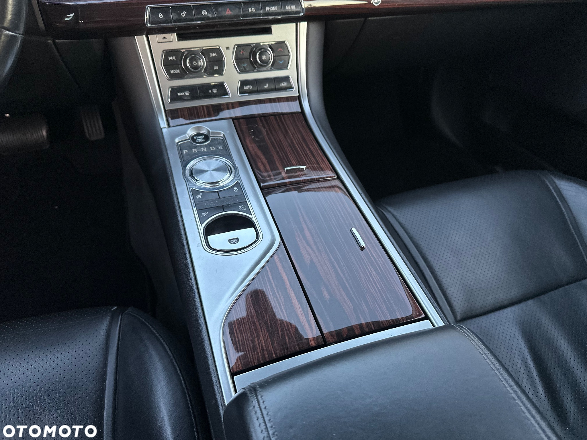Jaguar XF 3.0 V6 Diesel S Sportbrake - 24