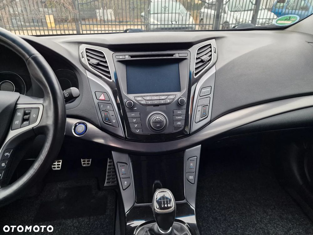 Hyundai i40 1.7 CRDi Premium - 28