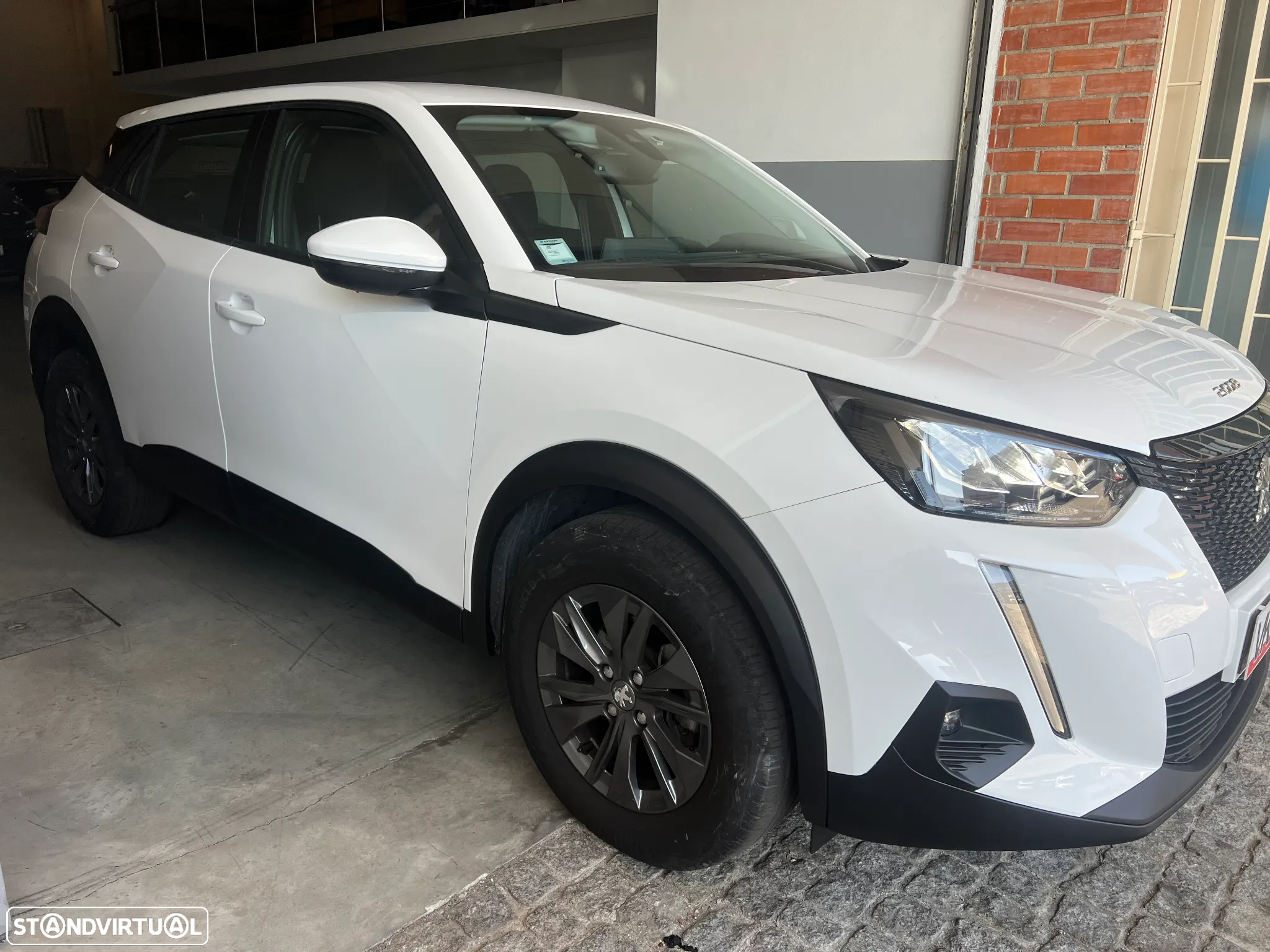 Peugeot 2008 1.2 PureTech Active Pack - 5