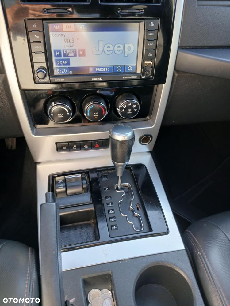 Jeep Liberty - 21