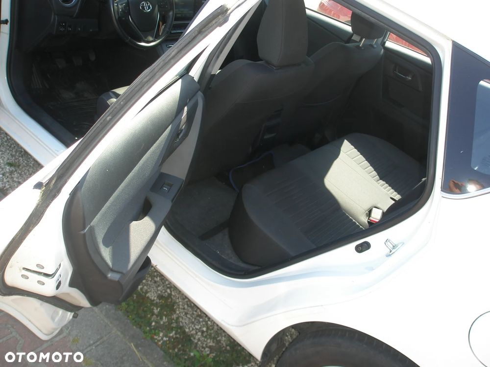 Toyota Auris 1.2 T Prestige - 21