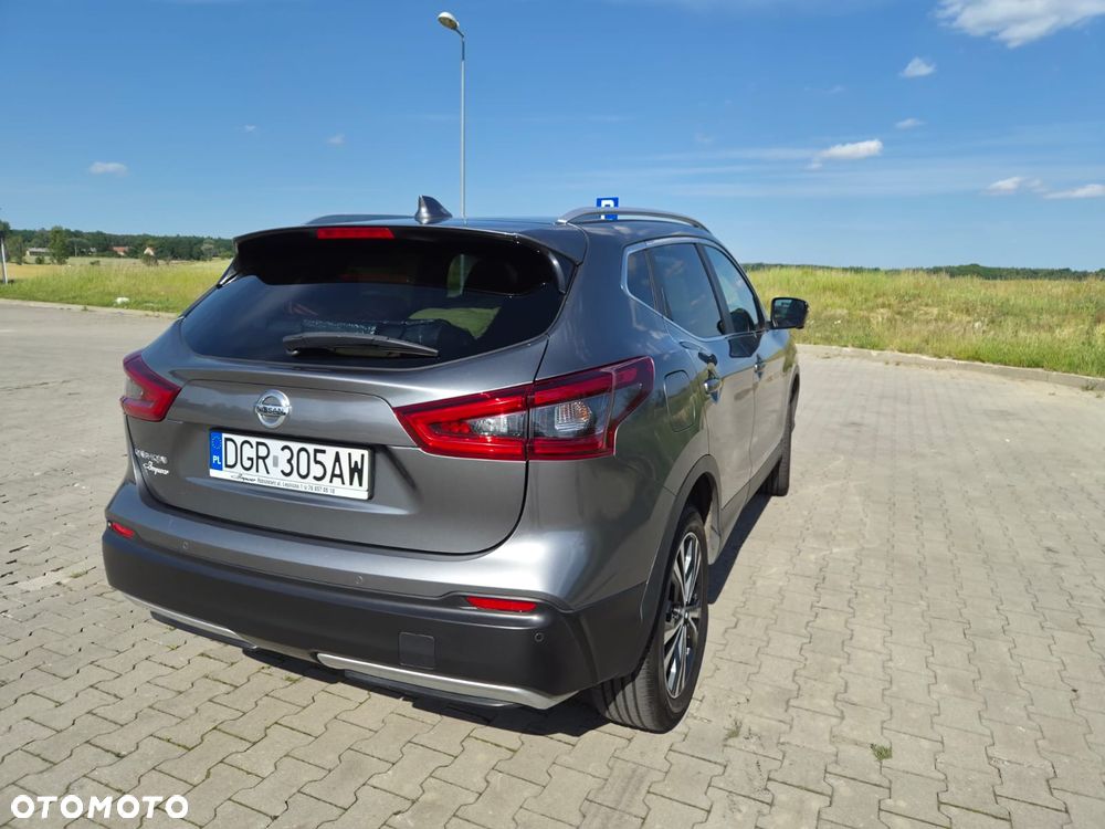 Nissan Qashqai 1.5 dCi N-Connecta - 6