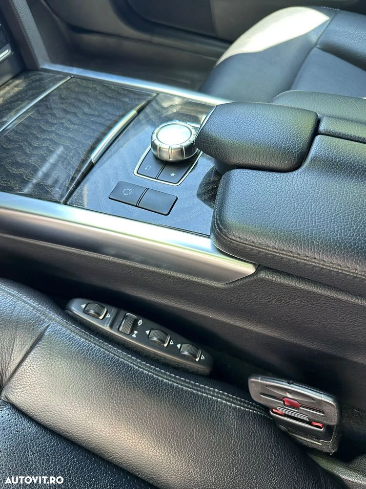 Mercedes-Benz E 220 BlueTEC 9G-TRONIC - 16