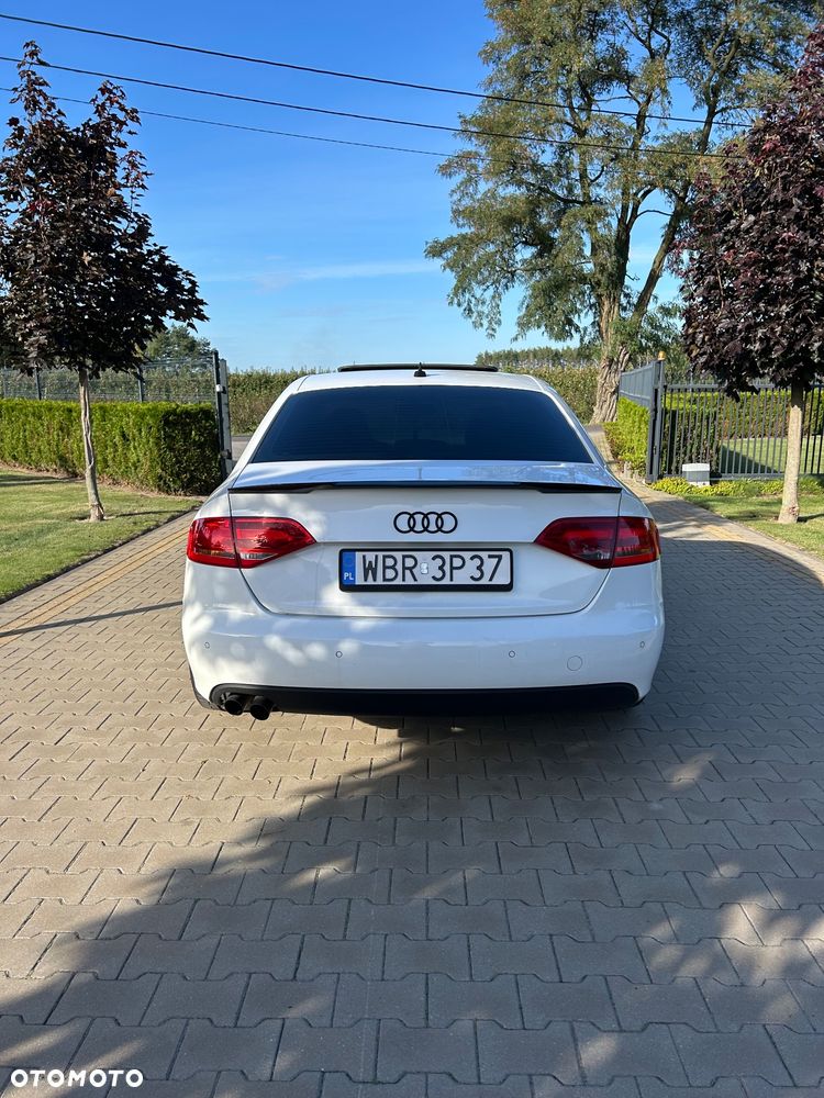 Audi A4 Limousine 2.0 TDI - 13