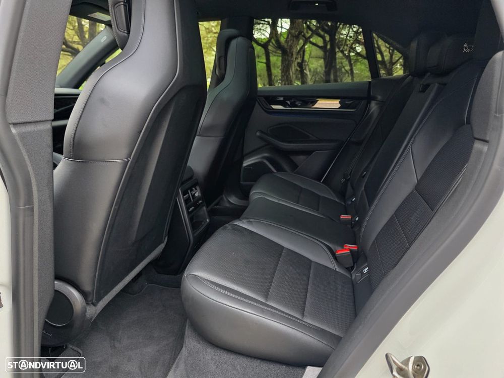 Porsche Macan Standard - 16