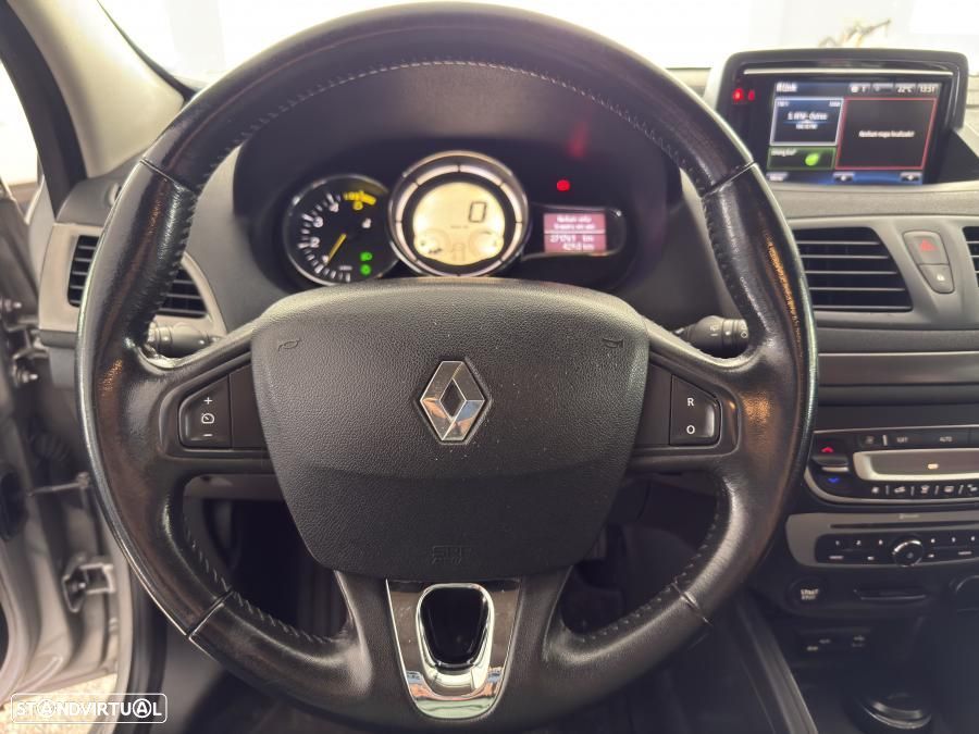 Renault Mégane Sport Tourer 1.5 dCi Dynamique SS - 16