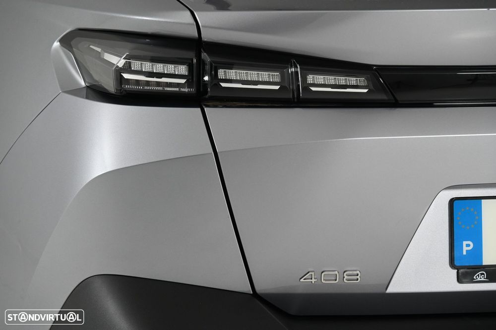 Peugeot 408 1.2 PureTech Allure Pack EAT8 - 14