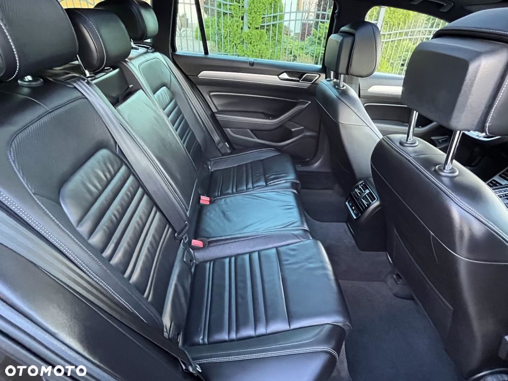 Volkswagen Passat Variant 2.0 TDI Bi-Turbo BMT 4Mot Highline DSG - 13