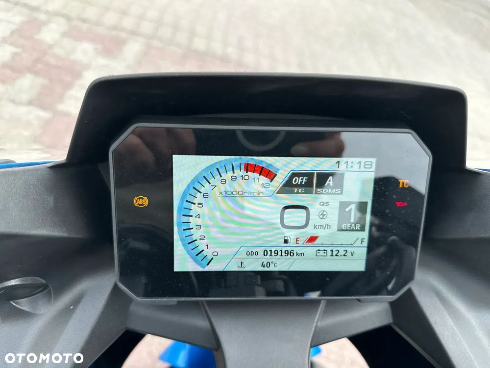Suzuki GSX - 19