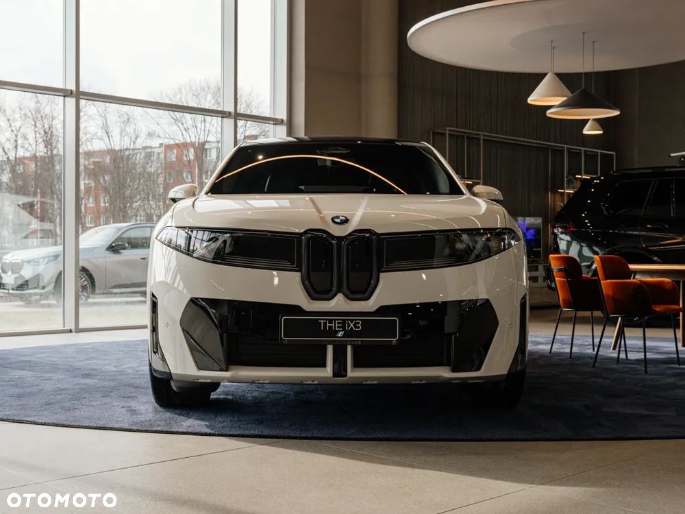 BMW iX3 - 2