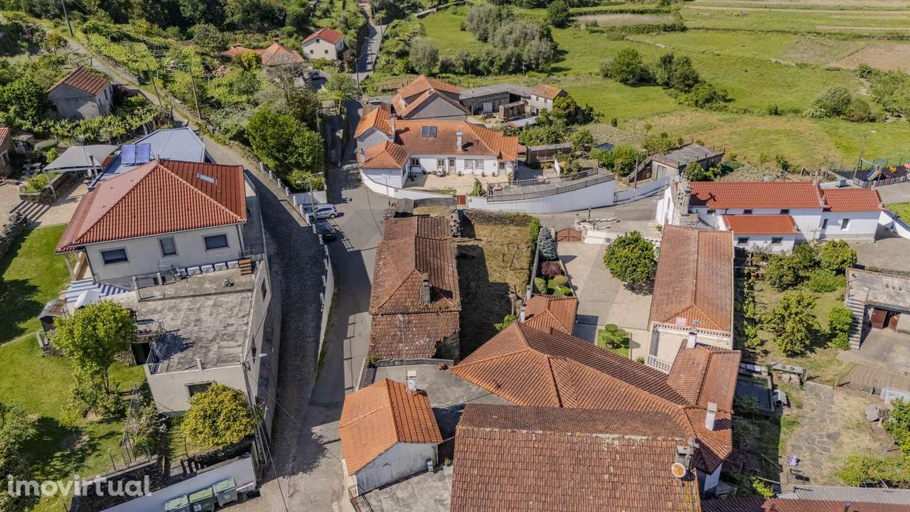 Moradia T3 em Pedra para Reabilitação | Gondar – Caminha - Grande imagem: 3/25