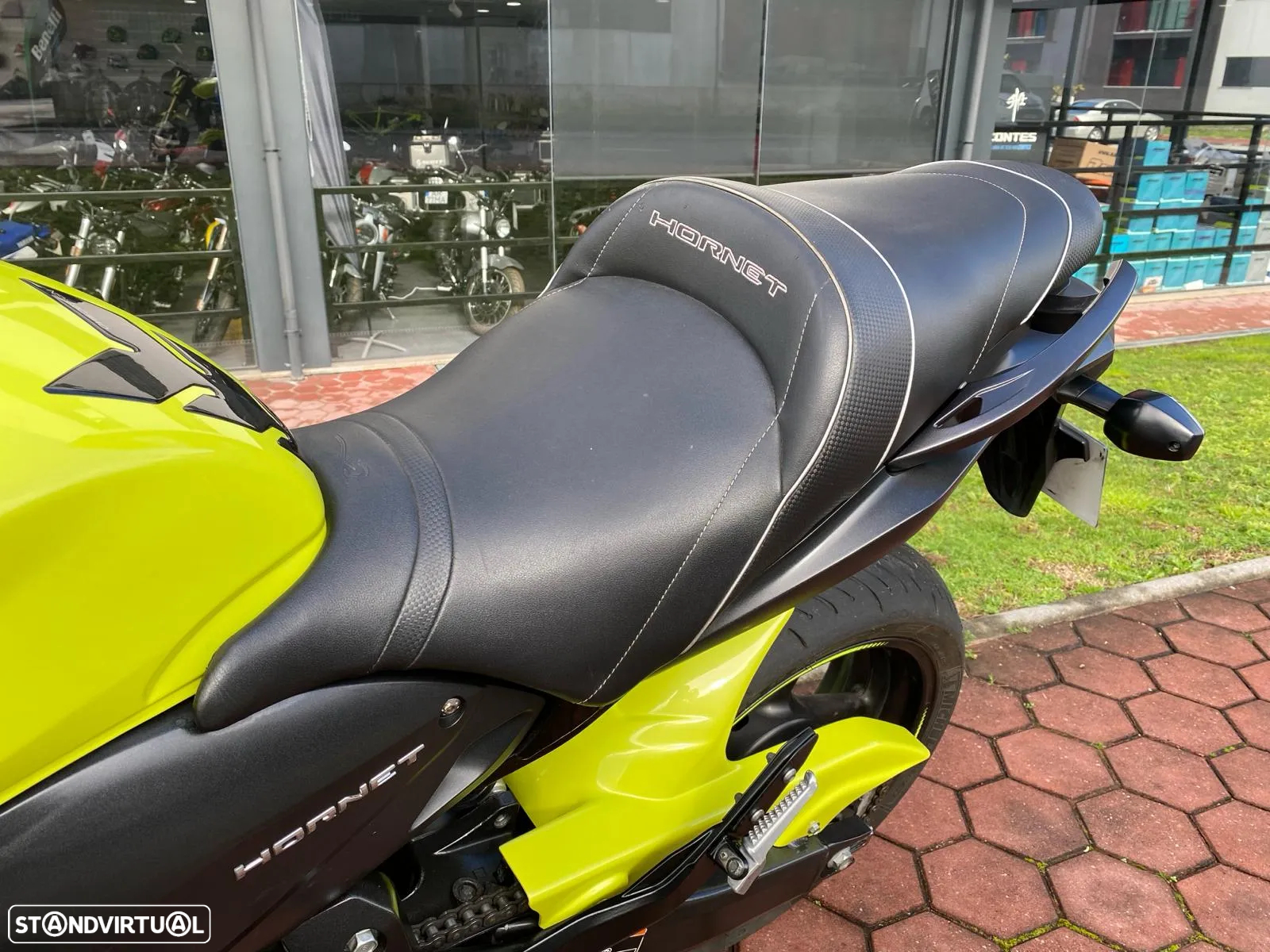 Honda Hornet - 8