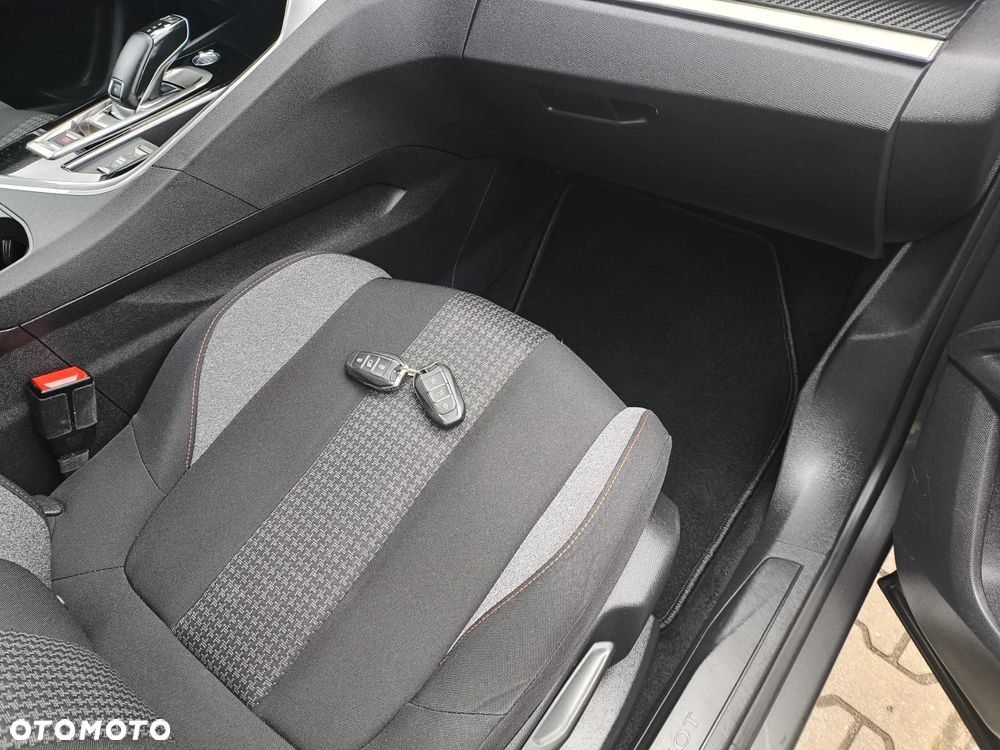 Peugeot 3008 BlueHDi 130 Stop & Start EAT8 Active Business-Paket - 9