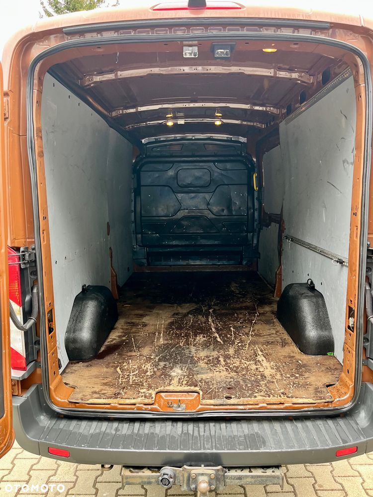 Ford Transit - 19