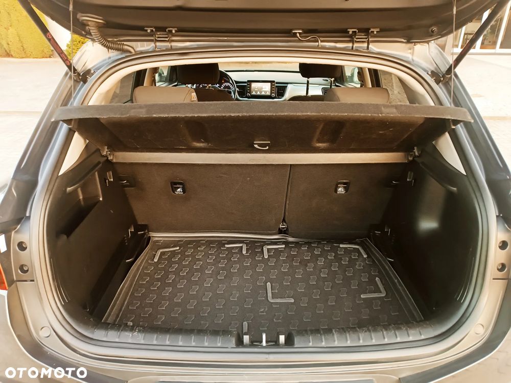 Kia Stonic - 34
