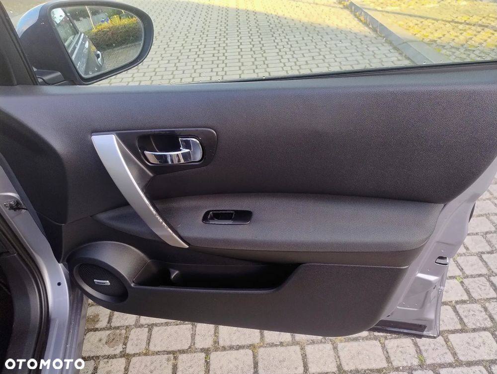 Nissan Qashqai 2.0 tekna - 16