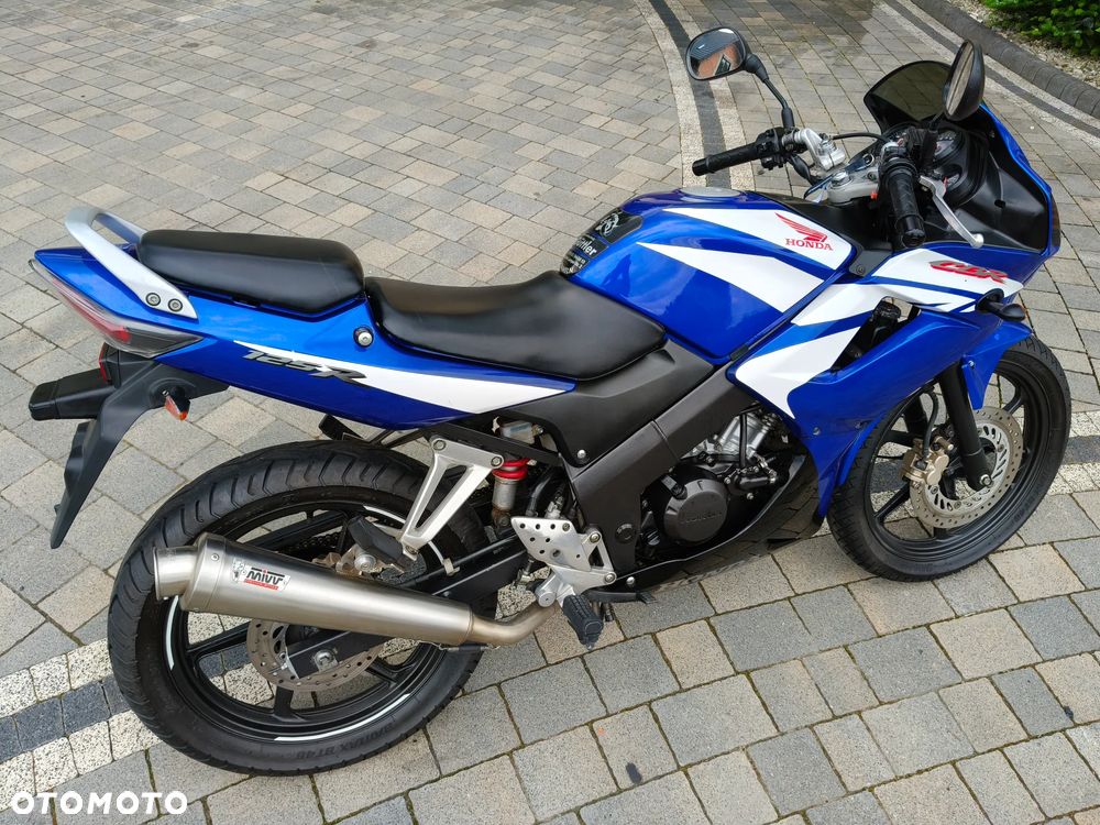Honda CBR - 6