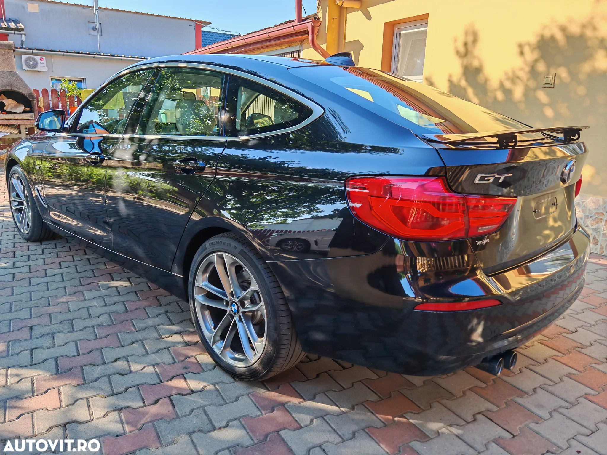 BMW Seria 3 320d Aut. Sport Line - 11