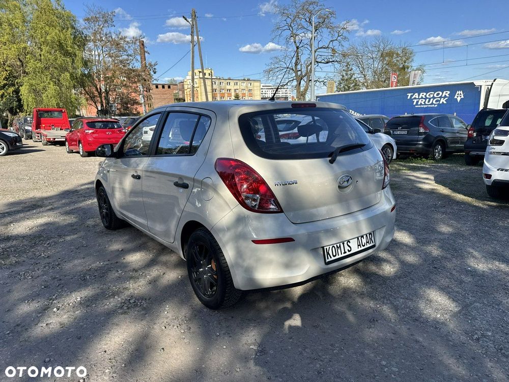 Hyundai i20 - 4