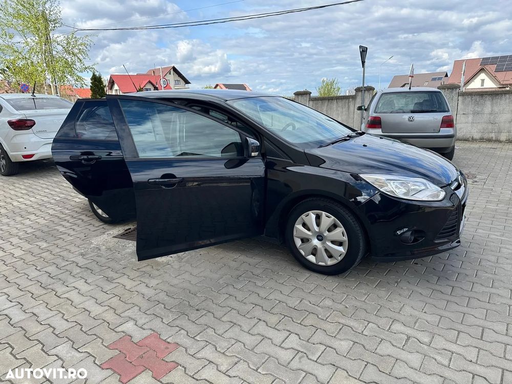 Ford Focus - 22