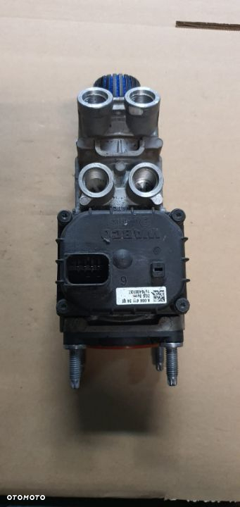 Zawór hamulca Mercedes Benz Wabco oryginał A00443147 - 2