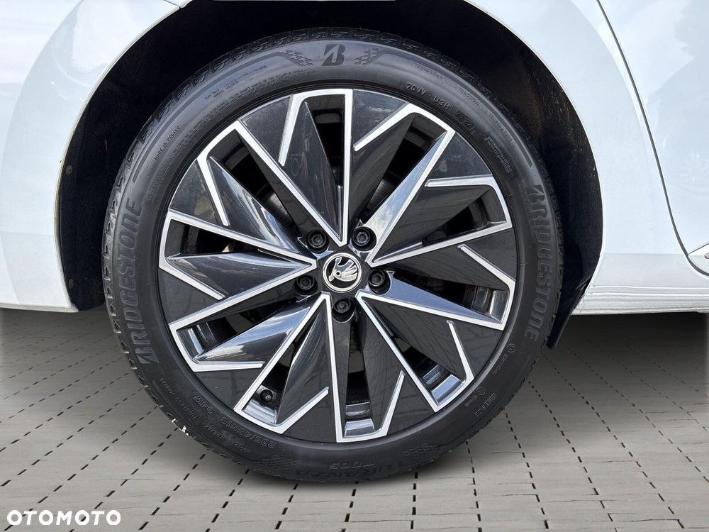 Skoda Superb 2.0 TDI SCR 4x4 L&K DSG - 38