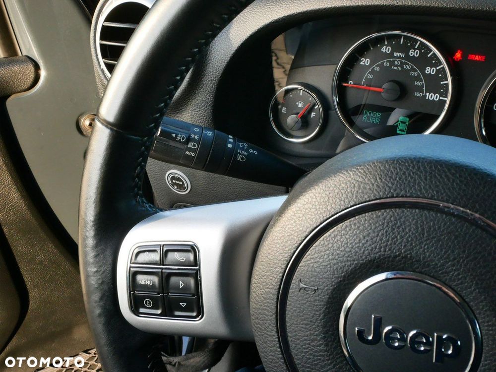 Jeep Wrangler 3.6 Unlim X - 15