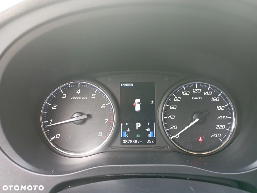 Mitsubishi Outlander 2.0 Intense 4WD CVT - 13