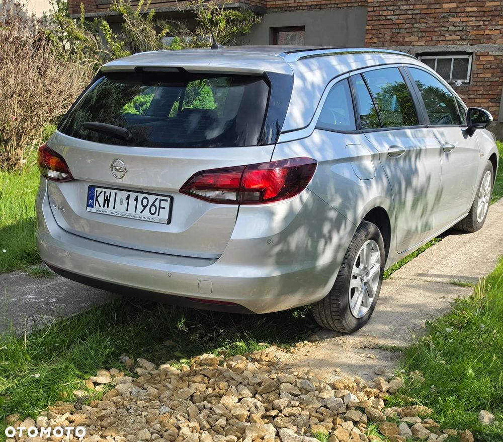 Opel Astra 1.4 T Enjoy S&S - 4