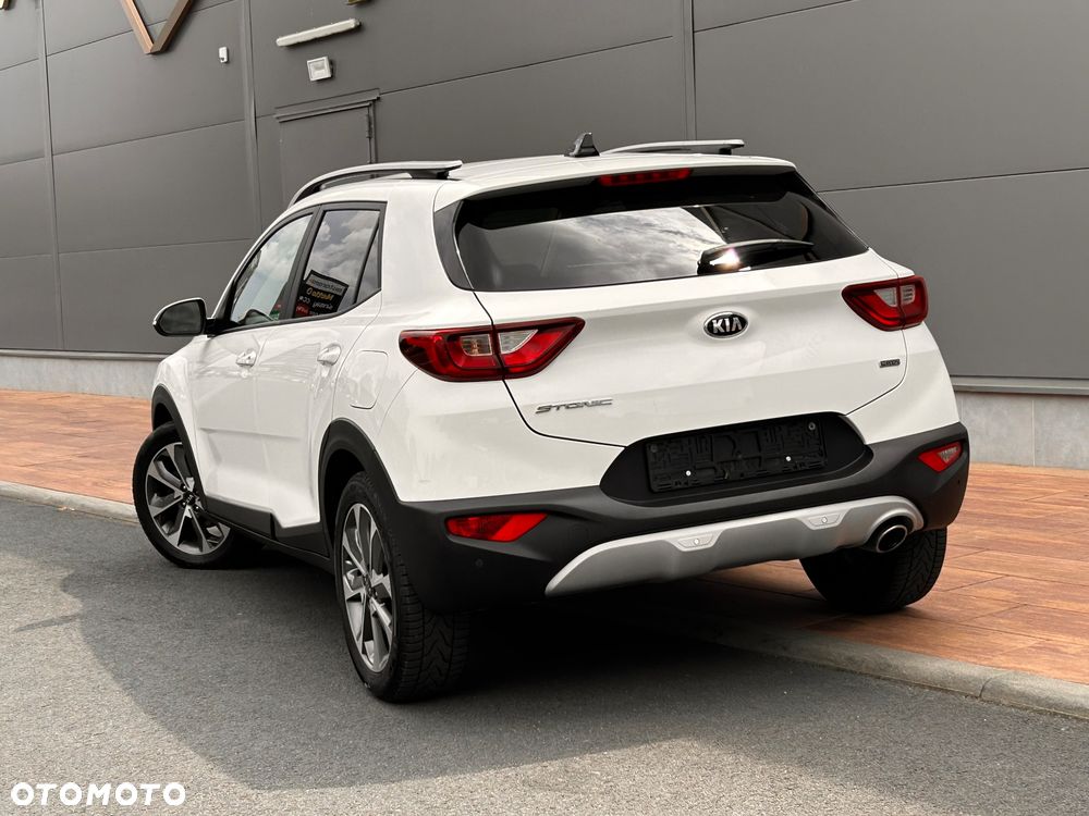 Kia Stonic - 18
