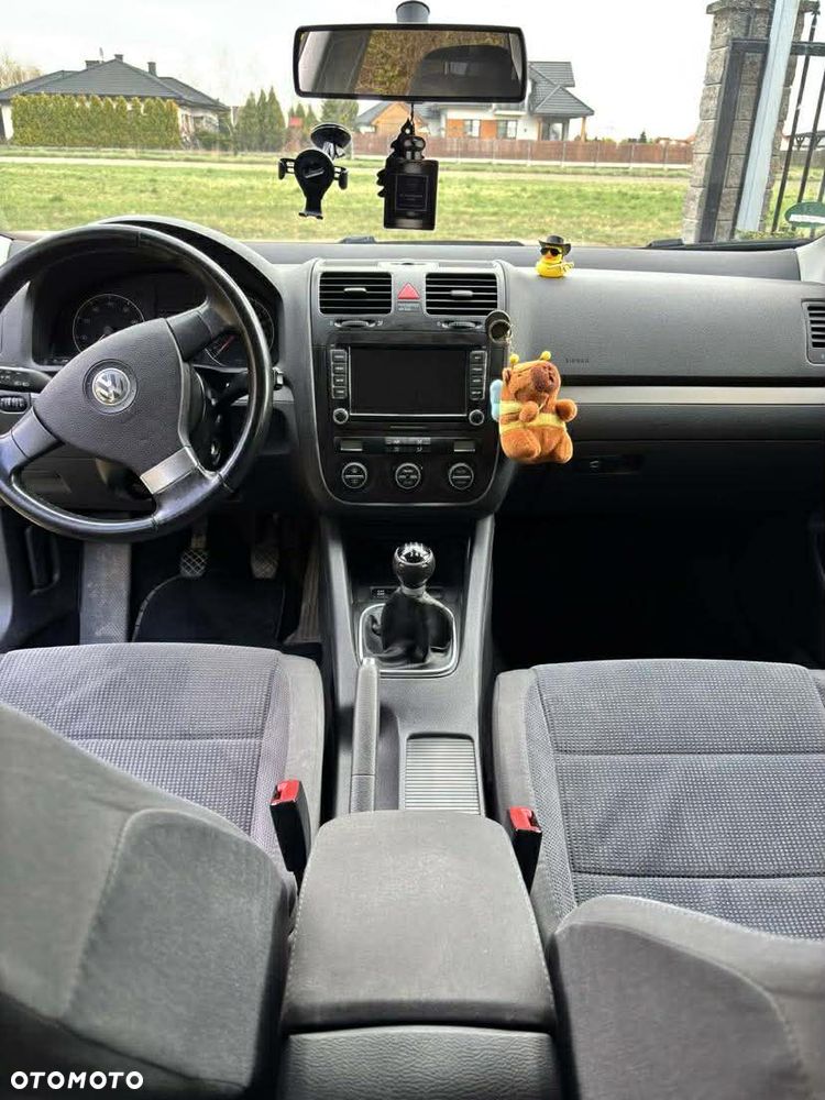 Volkswagen Jetta 1.6 FSI Comfortline - 15