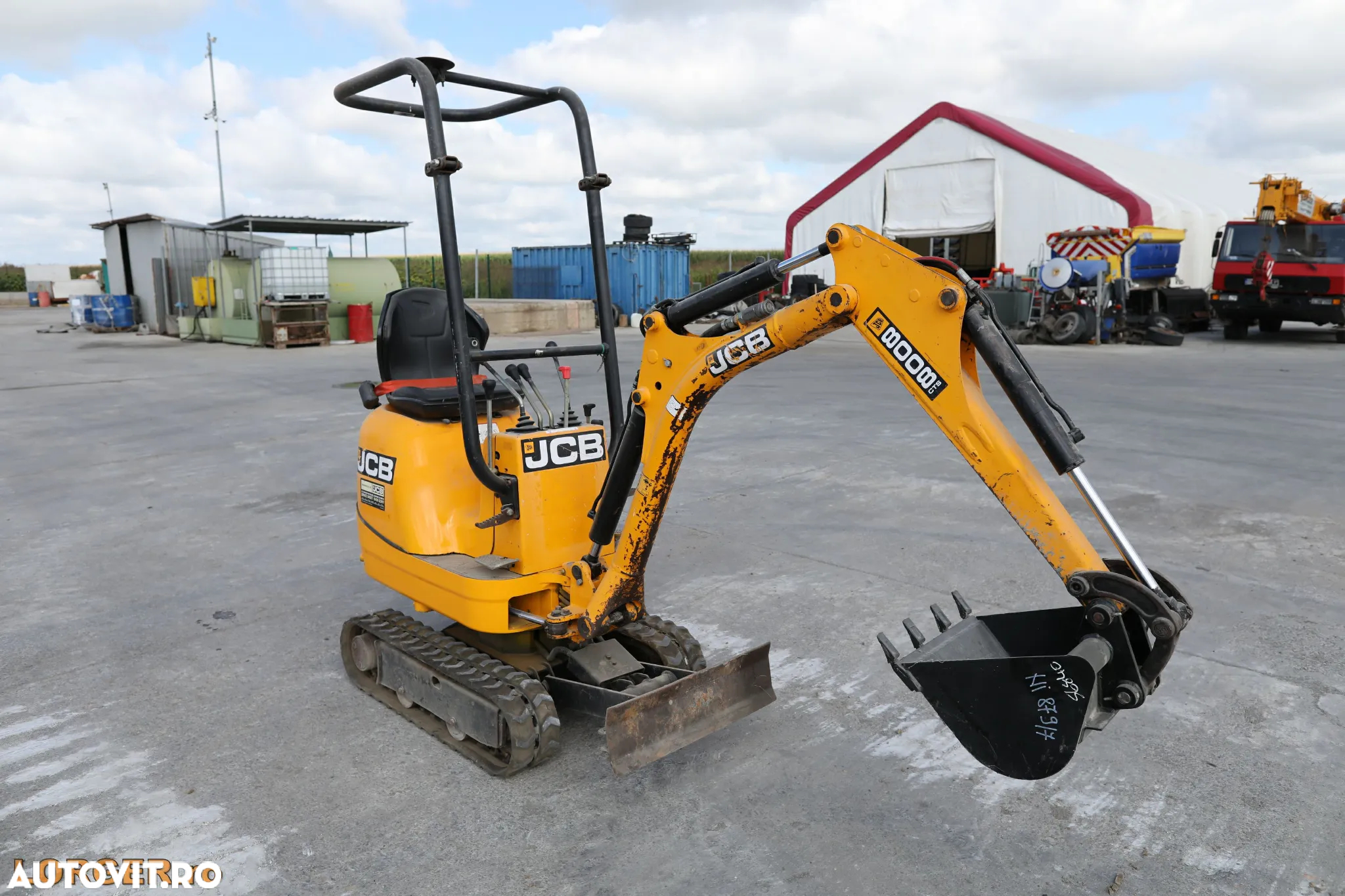 JCB 8008 CTS - 4