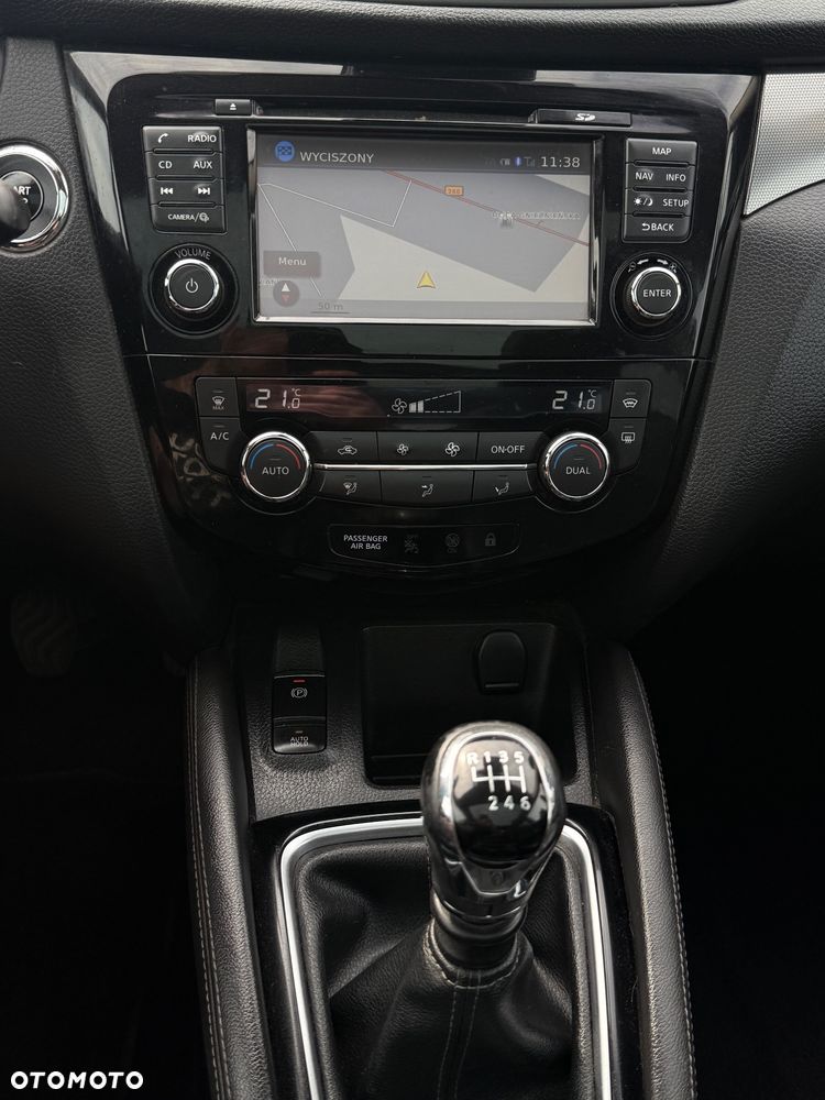 Nissan Qashqai 1.6 DCi Tekna - 29