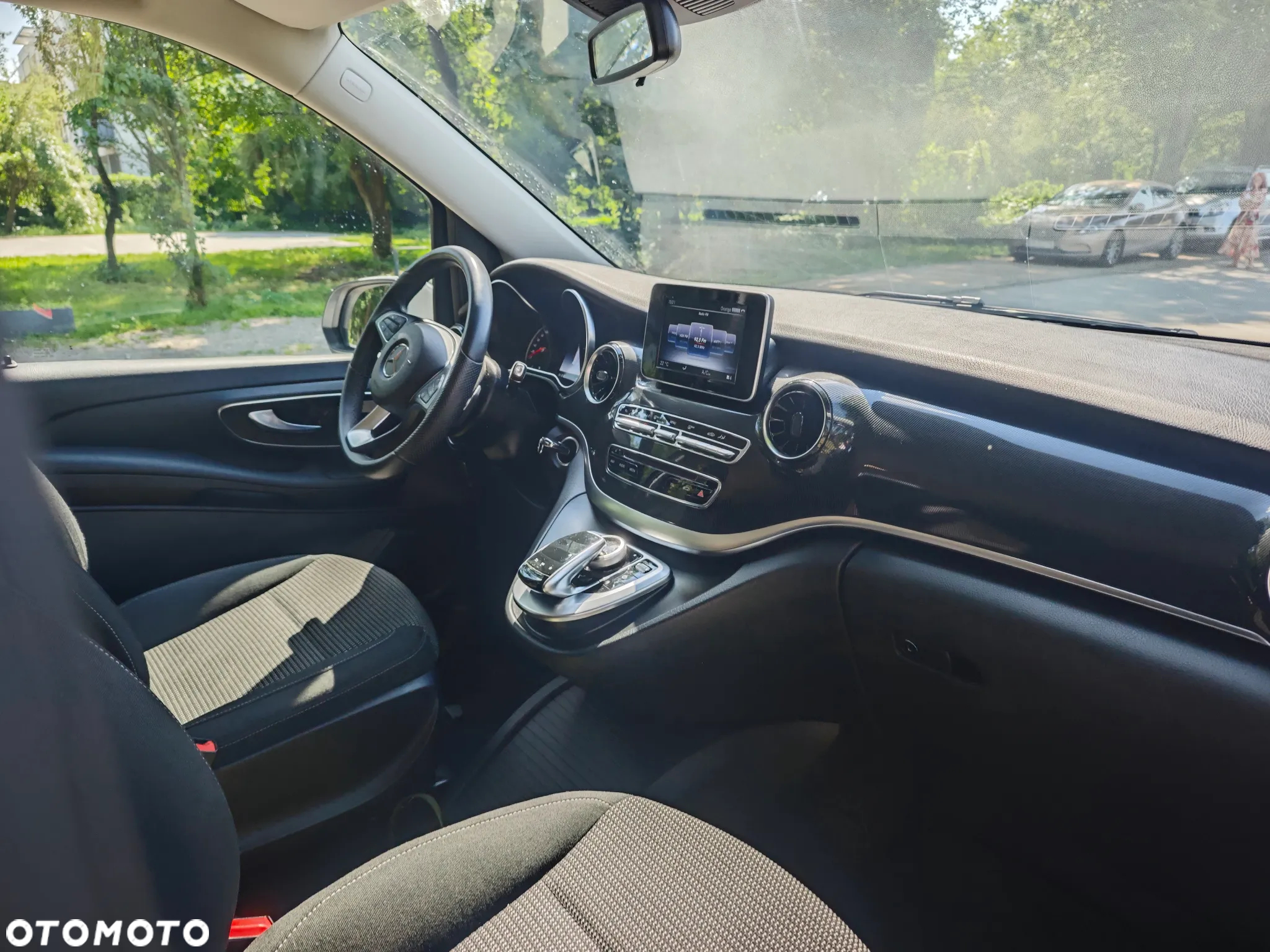 Mercedes-Benz Klasa V 220 d 9G-Tronic (d³ugi) - 18