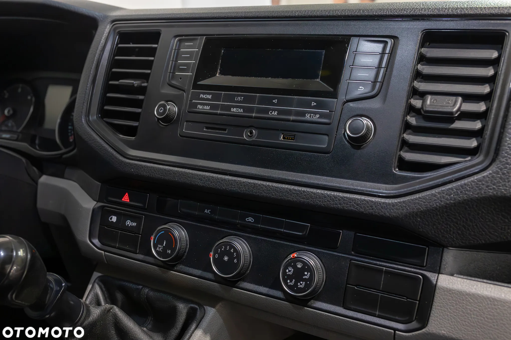 Volkswagen CRAFTER L2H2 Campervan - 9