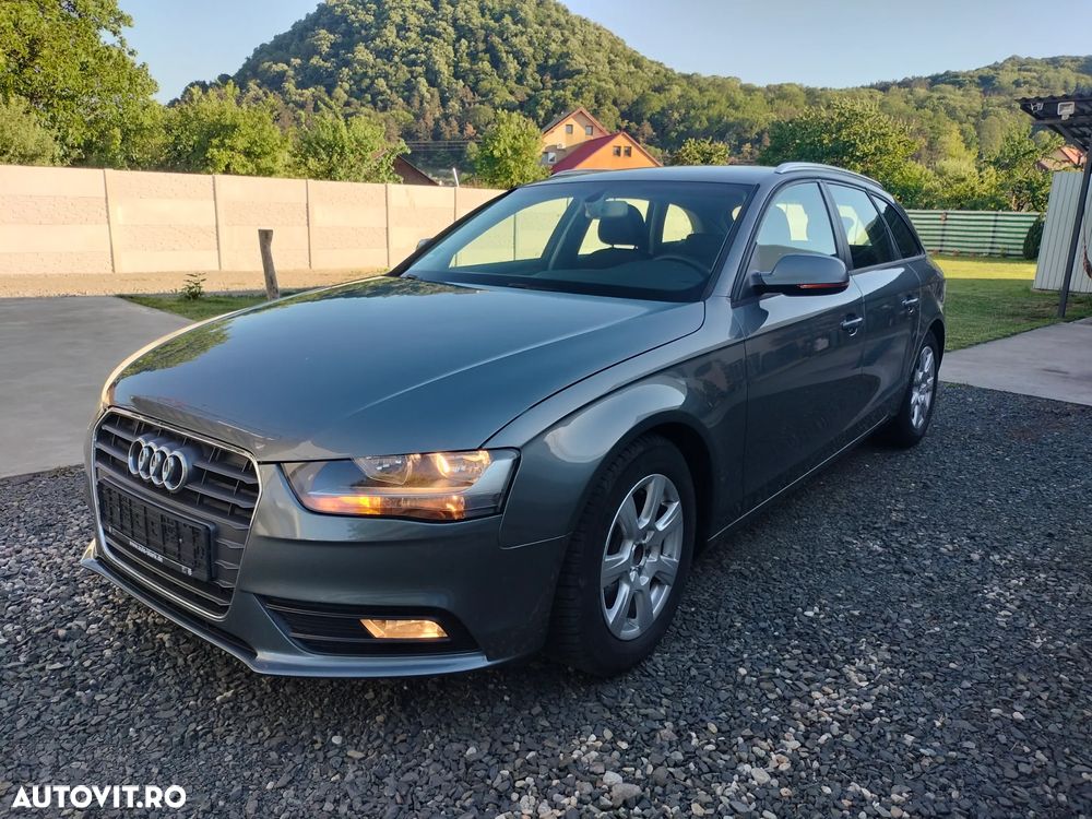 Audi A4 - 1