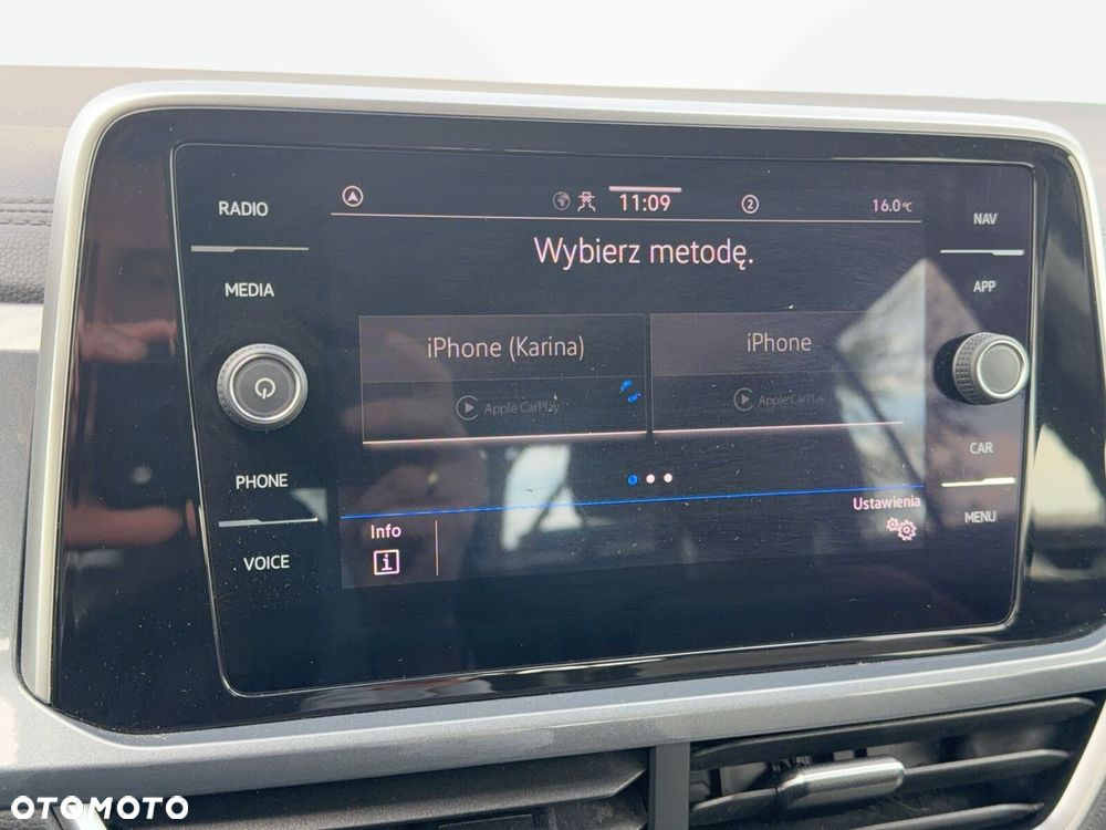 Volkswagen T-Roc - 29