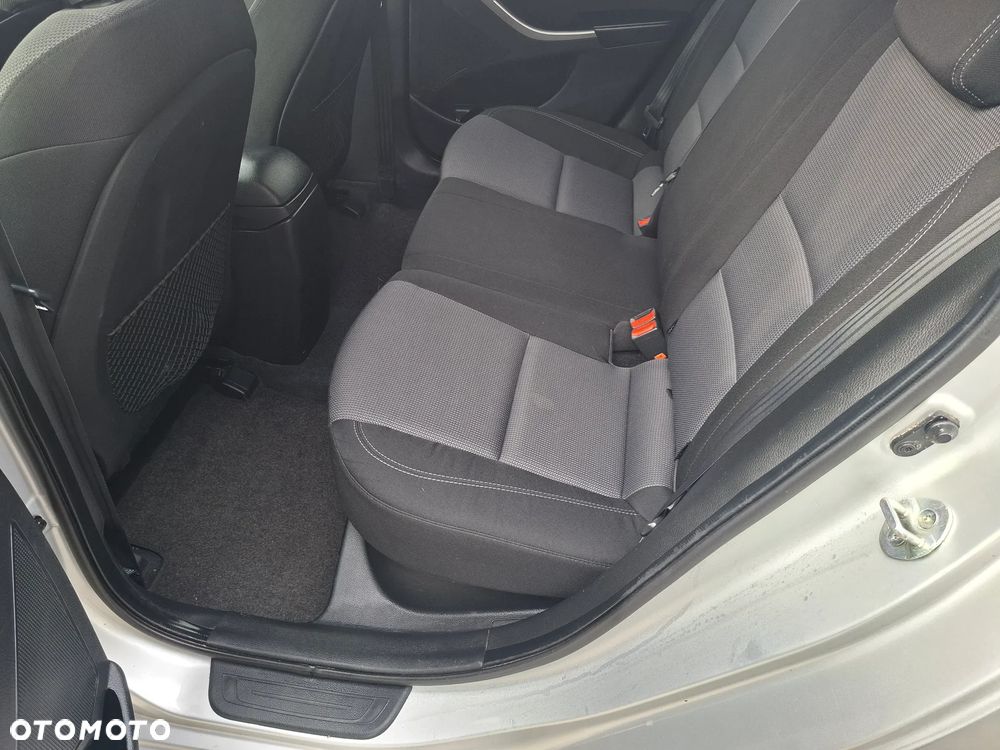 Hyundai i30 - 13
