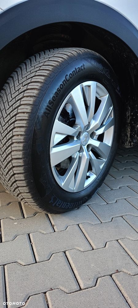 Peugeot 3008 1.5 BlueHDi Active S&S - 16