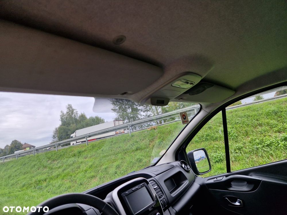Renault TRAFIC - 25