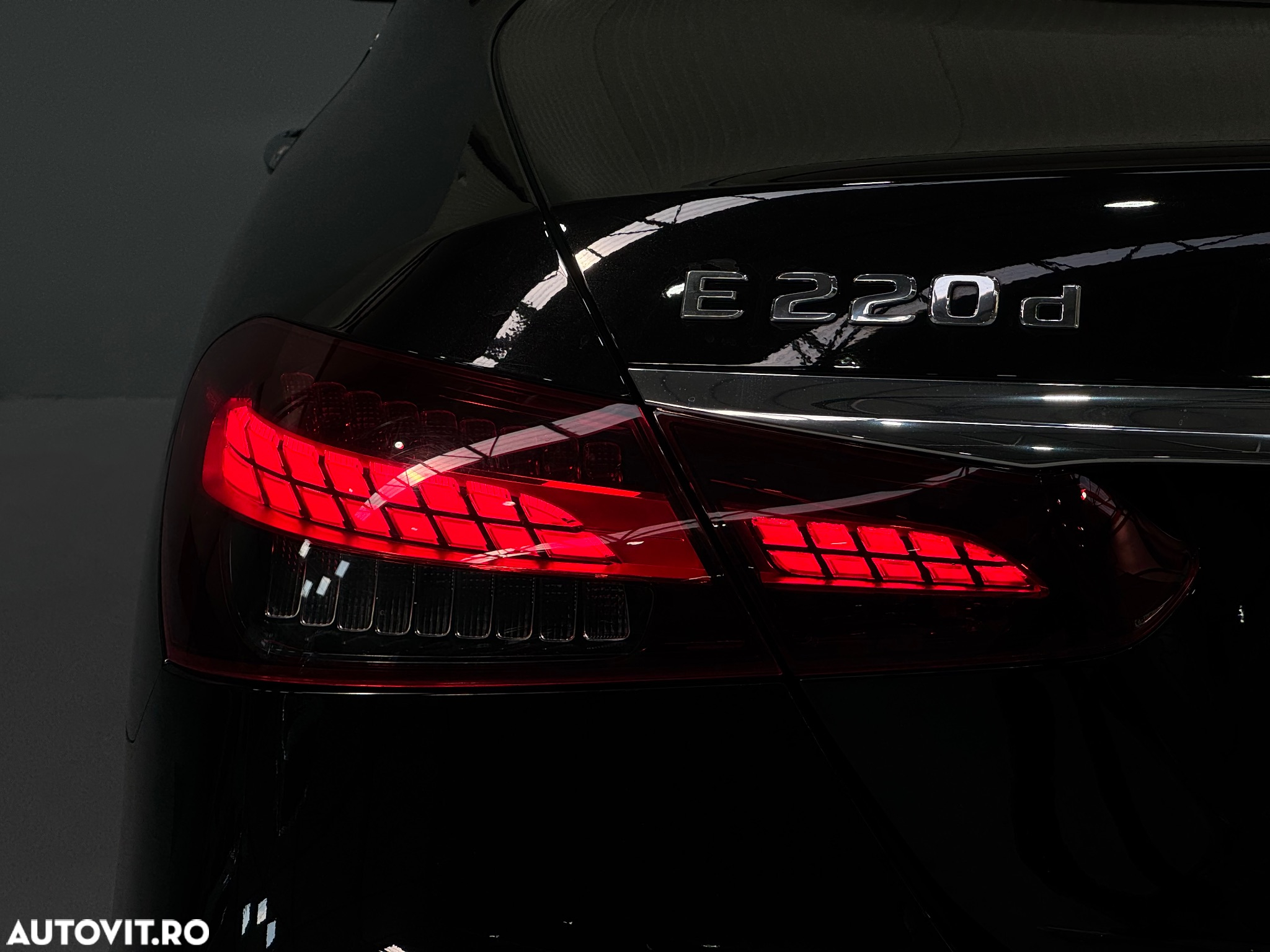 Mercedes-Benz E 220 d 4MATIC Aut. - 17