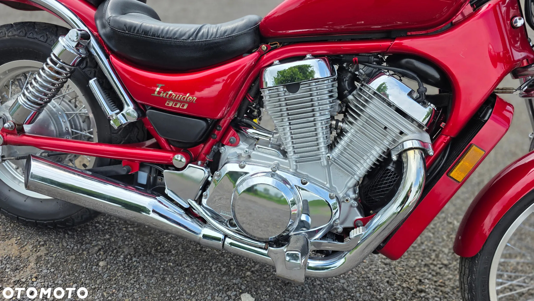 Suzuki Intruder - 6