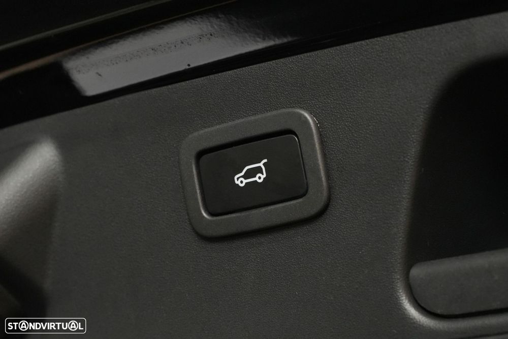 Jaguar E-Pace 2.0 i4D AWD Aut. - 32