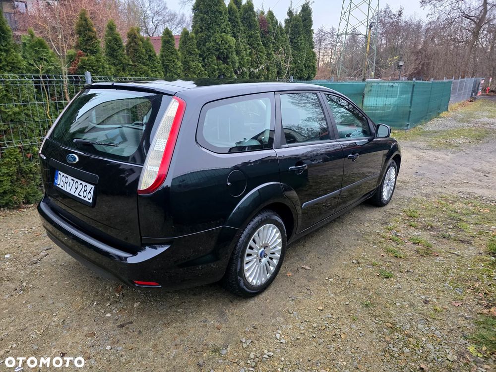 Ford Focus 1.8 Titanium - 2