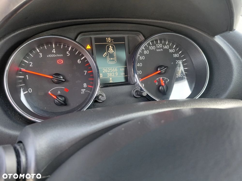 Nissan Qashqai+2 - 17