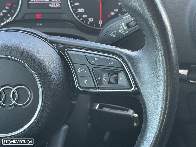 Audi A3 Sportback 2.0 TDI Design - 11