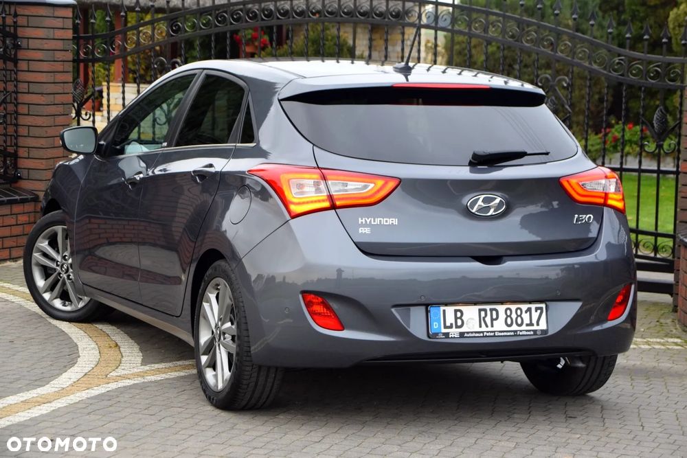 Hyundai i30 blue 1.6 GDI Passion - 9