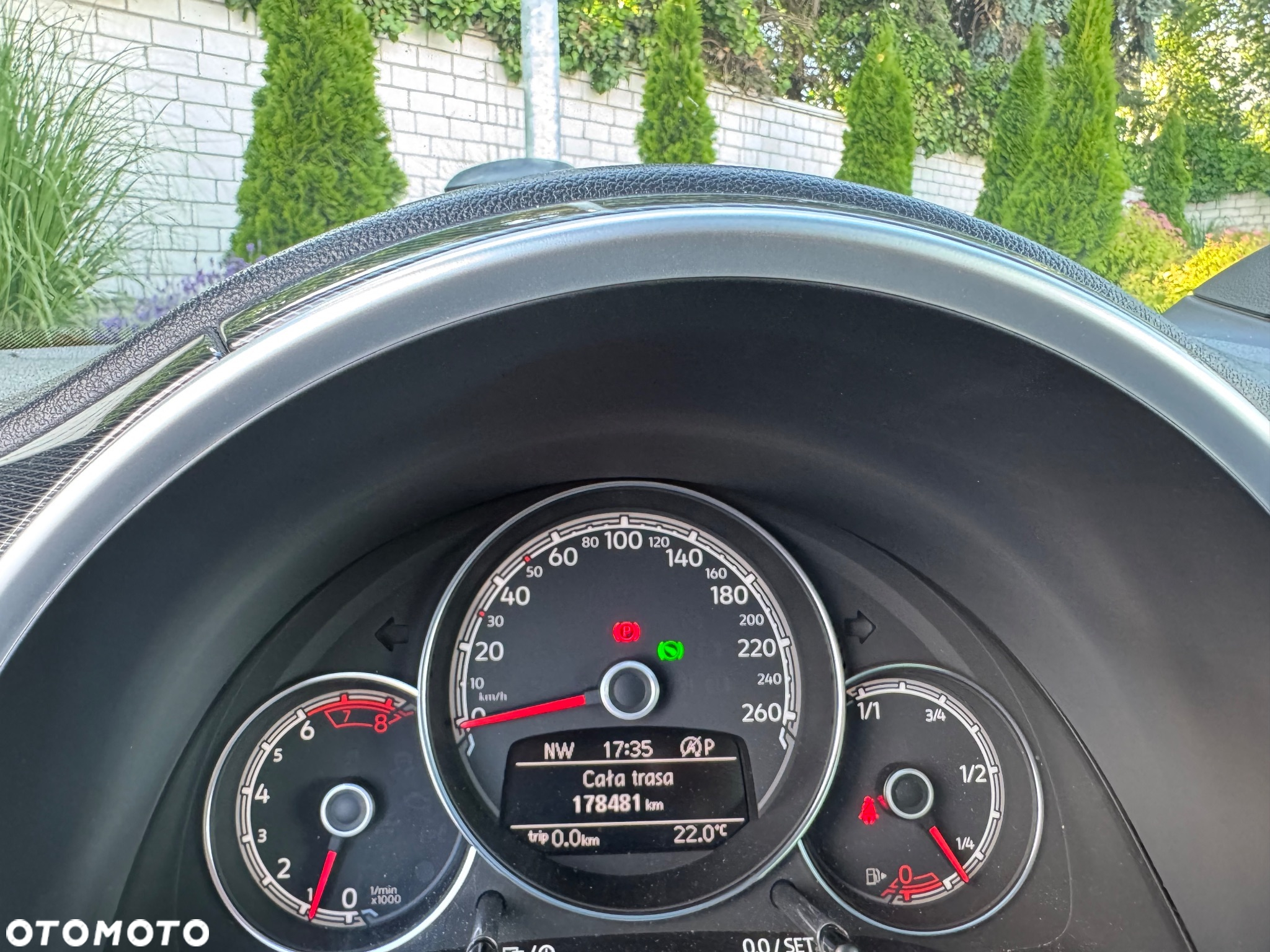 Volkswagen Beetle 1.4 TSI BMT R-Line DSG - 17