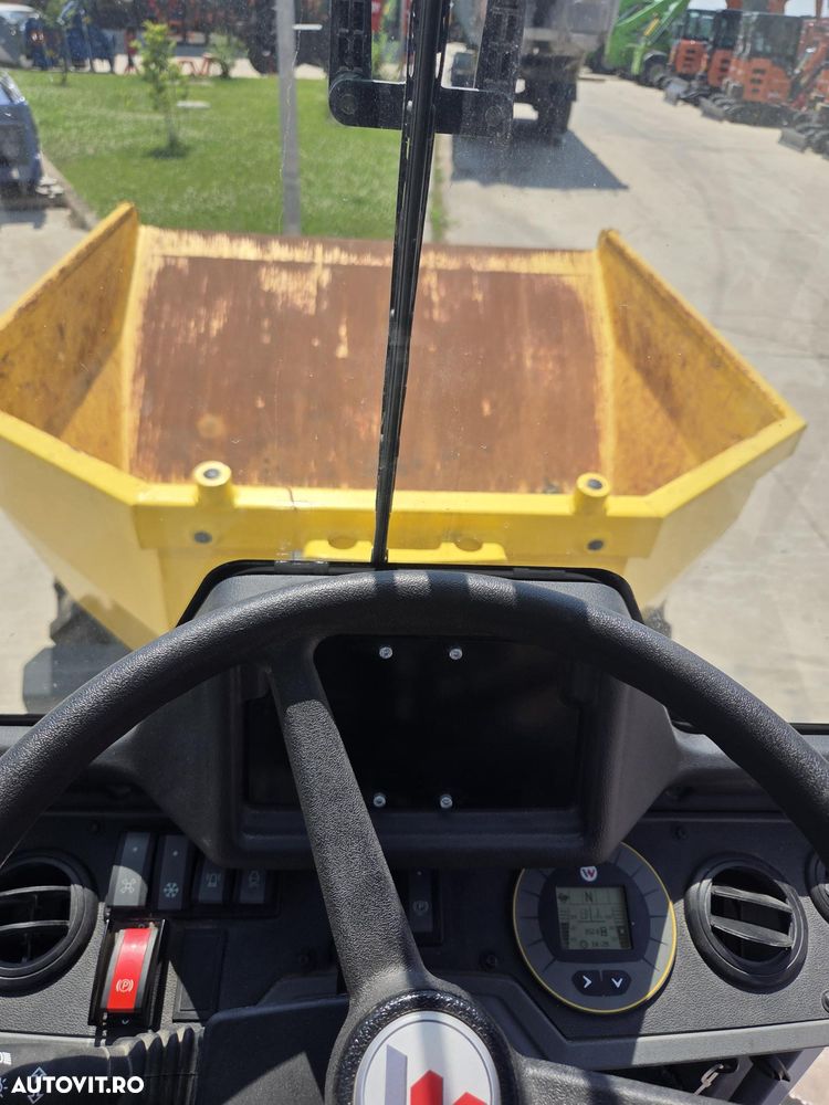 Wacker DUMPER 3 TONE, basculare LATARALA, CABINA cu aer conditionat, 2023, EX DEMO cu 152 ore, anv 98% ok, motor Perkins 50CP, lungime 3,7m, inaltime 2,8m, latime 1,8m, Masa operationala 5,8t, masa propie 2,8t, leasing 4 ani-CA NOU-PROMOTIE 26.900Eur+Tva - 20